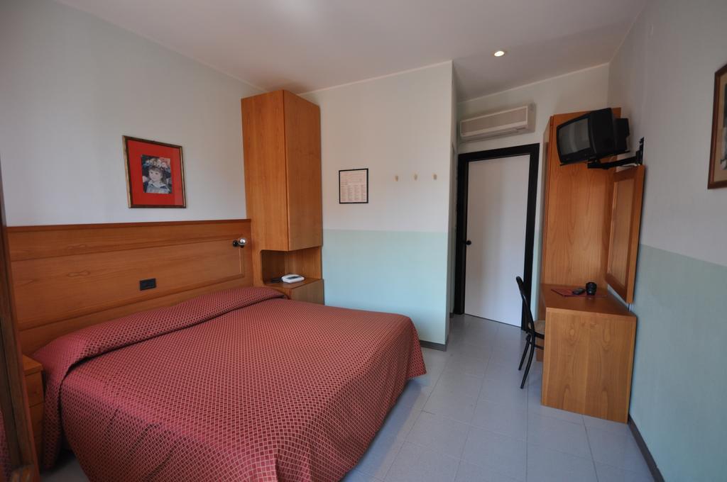 Hotel Real Sottomarina Habitación foto